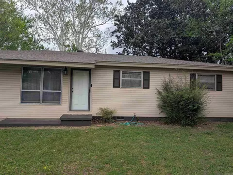 2906 Richland Dr, Little Rock, AR 72206