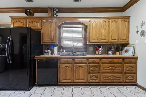 Kitchen - 21718 Peach Tree Ln, Hensley, AR 72065 photo 1 of 1