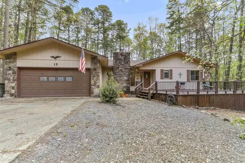 15 Del Camino Ln, Hot Springs Village, AR 71909