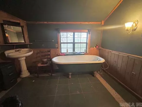 Bath - 397 Fox Hollow Rd, Fox, AR 72051 photo 1 of 1