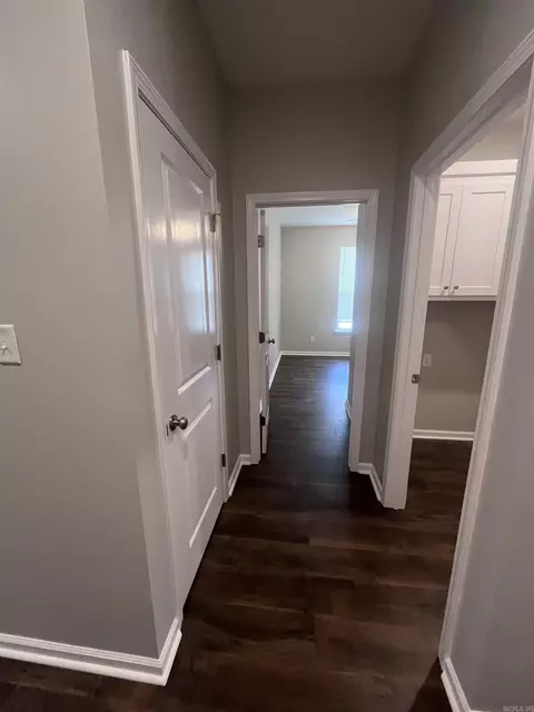 Entry Way - 2010 Jackman, Benton, AR 72015 photo 4 of 5