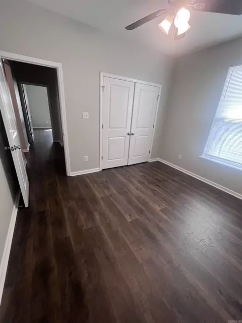 Bedroom - 2010 Jackman, Benton, AR 72015 photo 8 of 11