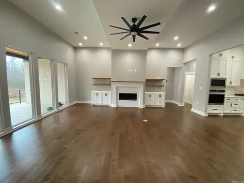 Living - 8616 Congo Rd, Benton, AR 72019 photo 2 of 3