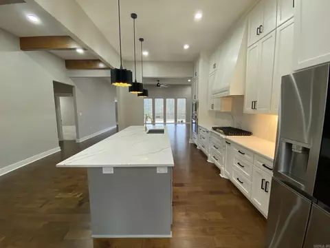 Kitchen - 8616 Congo Rd, Benton, AR 72019 photo 1 of 5