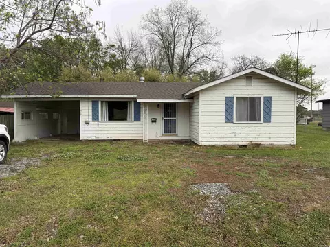 916 N North St, Clarendon, AR 72029