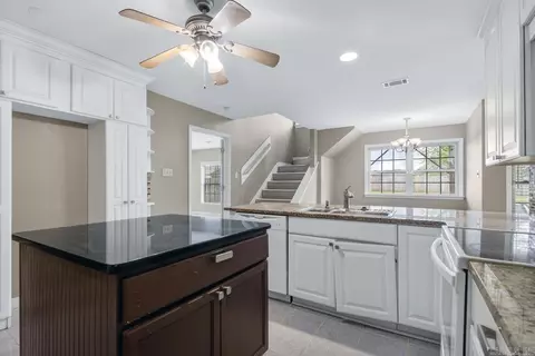 Kitchen - 5818 Westminster Dr, Benton, AR 72019 photo 3 of 3