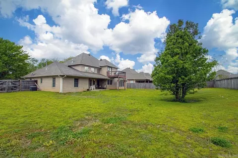Exterior - 5818 Westminster Dr, Benton, AR 72019 photo 7 of 8