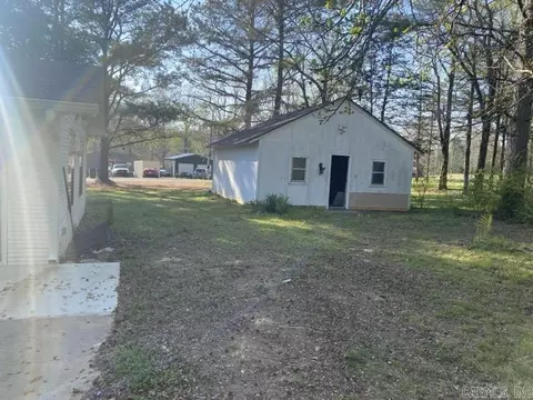 Exterior - 21917 E State Highway 22, Delaware, AR 72835 photo 4 of 8