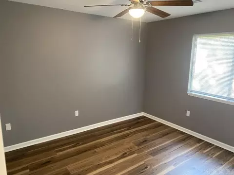 Bedroom - 21917 E State Highway 22, Delaware, AR 72835 photo 2 of 2