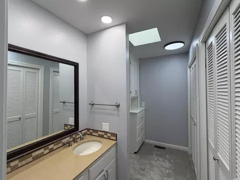 Bath - 1206 W 46th, Pine Bluff, AR 71603 photo 3 of 5
