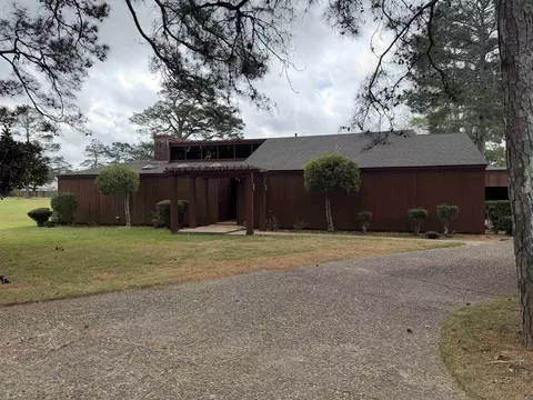Exterior - 1206 W 46th, Pine Bluff, AR 71603 photo 4 of 16