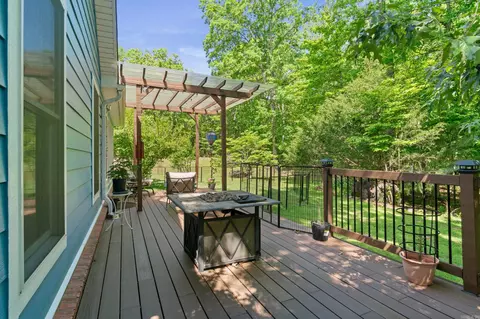 Exterior - 635 Happy Bend Dr, Clinton, AR 72031 photo 4 of 17