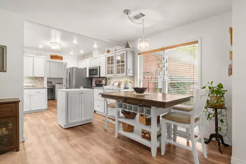 Kitchen - 635 Happy Bend Dr, Clinton, AR 72031 photo 4 of 4