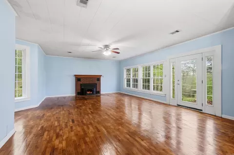 Living - 175 Acklin Gap Rd, Conway, AR 72032 photo 2 of 5