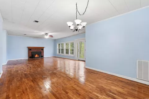 Living - 175 Acklin Gap Rd, Conway, AR 72032 photo 4 of 5