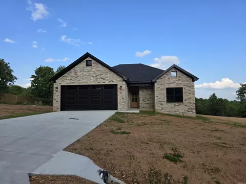 81 Summer Sky Dr, Greenbrier, AR 72058
