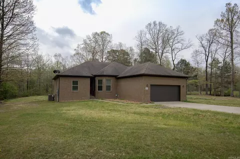 1090 Whispering Oak, Redfield, AR 72132
