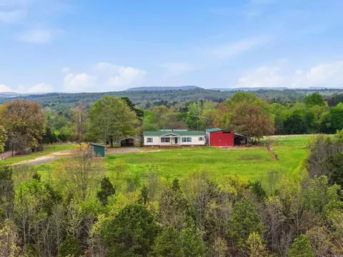 158 Heart Dr, Springfield, AR 72157