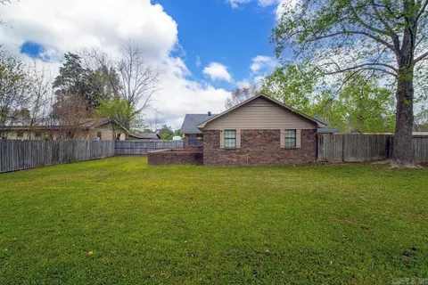 Exterior - 801 SW Third St, Bryant, AR 72022 photo 9 of 9