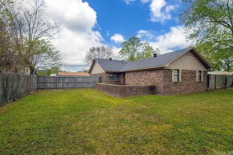 Exterior - 801 SW Third St, Bryant, AR 72022 photo 8 of 9