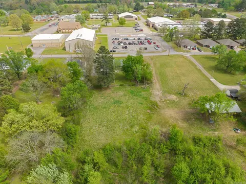 View/Area - 703 S Franklin St, Lavaca, AR 72941 photo 2 of 9