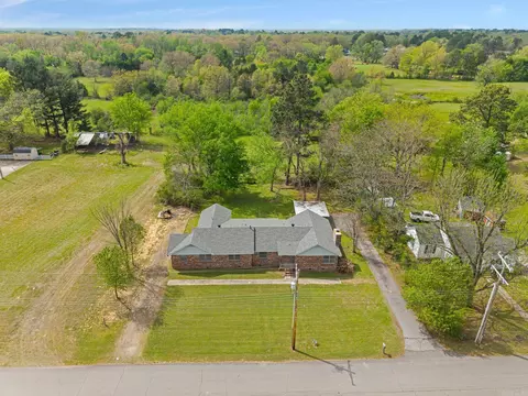 View/Area - 703 S Franklin St, Lavaca, AR 72941 photo 4 of 9