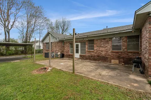 Exterior - 703 S Franklin St, Lavaca, AR 72941 photo 7 of 8