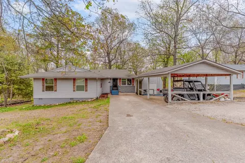 4 Mishemokwa Dr, Cherokee Village, AR 72529