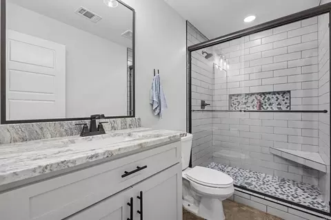 Bath - 631 Zoa Way, Mabelvale, AR 72103 photo 1 of 5