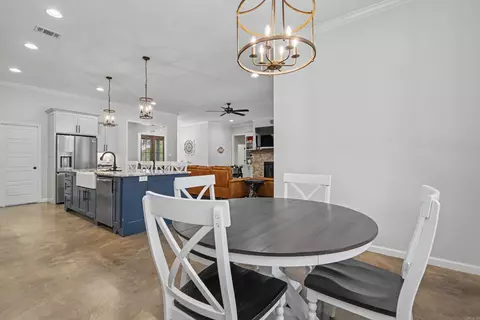 Dining - 631 Zoa Way, Mabelvale, AR 72103 photo 3 of 4