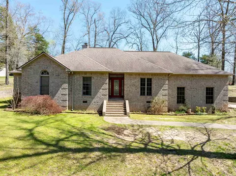 117 Leatherwood Cir, Batesville, AR 72501