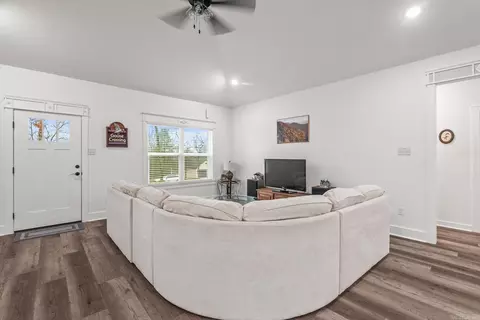 Living - 36 Sky Eagle Dr, Greenbrier, AR 72058 photo 1 of 1