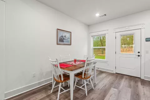 Dining - 36 Sky Eagle Dr, Greenbrier, AR 72058 photo 1 of 1
