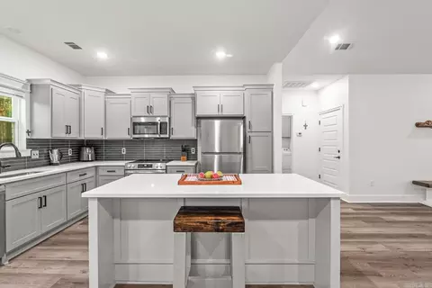 Kitchen - 36 Sky Eagle Dr, Greenbrier, AR 72058 photo 1 of 5