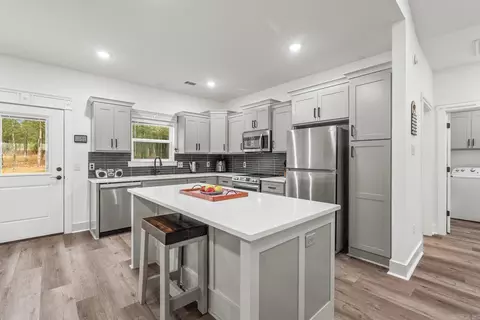 Kitchen - 36 Sky Eagle Dr, Greenbrier, AR 72058 photo 3 of 5