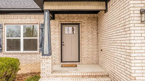 Entry Way - 36 Sky Eagle Dr, Greenbrier, AR 72058 photo 1 of 3