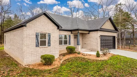 Exterior - 36 Sky Eagle Dr, Greenbrier, AR 72058 photo 5 of 12