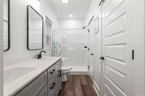 Bath - 36 Sky Eagle Dr, Greenbrier, AR 72058 photo 2 of 5