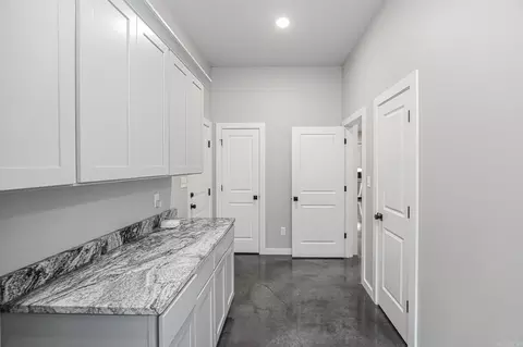 Entry Way - 801 N Main St, Benton, AR 72015 photo 5 of 5