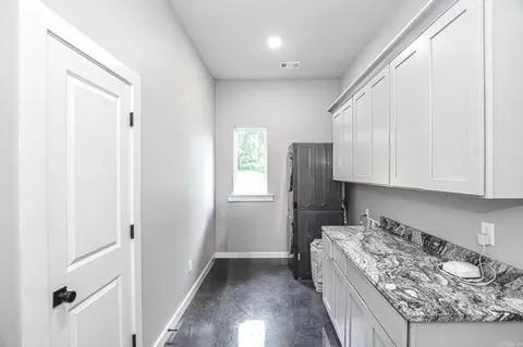 Other - 801 N Main St, Benton, AR 72015 photo 9 of 13