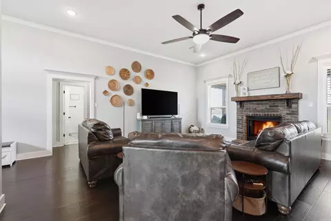 Living - 34 Andy Cv, Cabot, AR 72023 photo 1 of 5