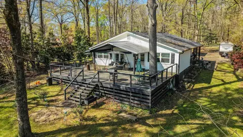 8 N Dogwood Dr, Mayflower, AR 72106