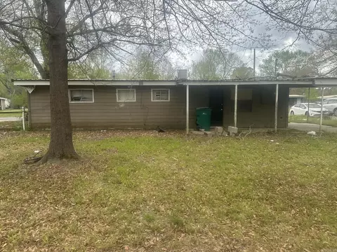 3307 Rose St, Pine Bluff, AR 71603 photo 2