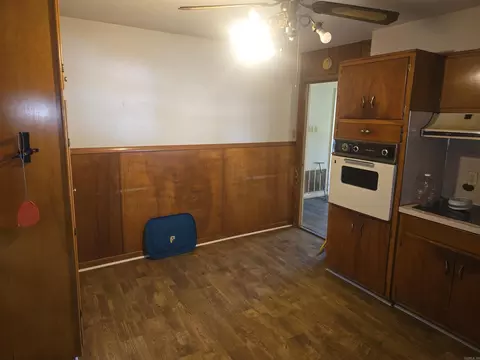 Kitchen - 1700 W 31st Ave, Pine Bluff, AR 71603 photo 2 of 2