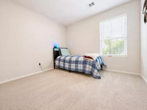 Bedroom - 29 Fallen Oak Dr, Conway, AR 72032 photo 3 of 8