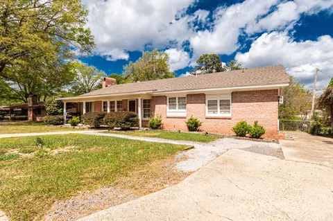 1402 W Faulkner St, El Dorado, AR 71730