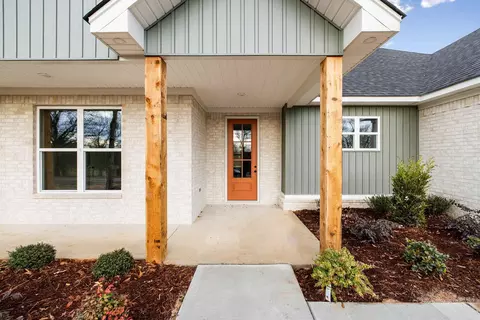 Exterior - 10364 Narrows, Benton, AR 72019 photo 3 of 9