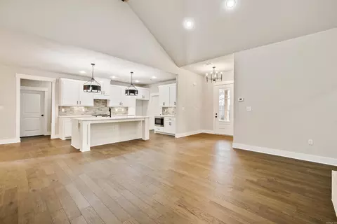 Entry Way - 10364 Narrows, Benton, AR 72019 photo 4 of 5