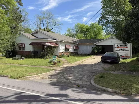 Exterior - 727 N Main St, Benton, AR 72015 photo 5 of 14