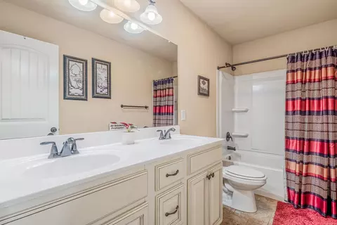 Bath - 2710 Plateau Dr, Conway, AR 72032 photo 2 of 2